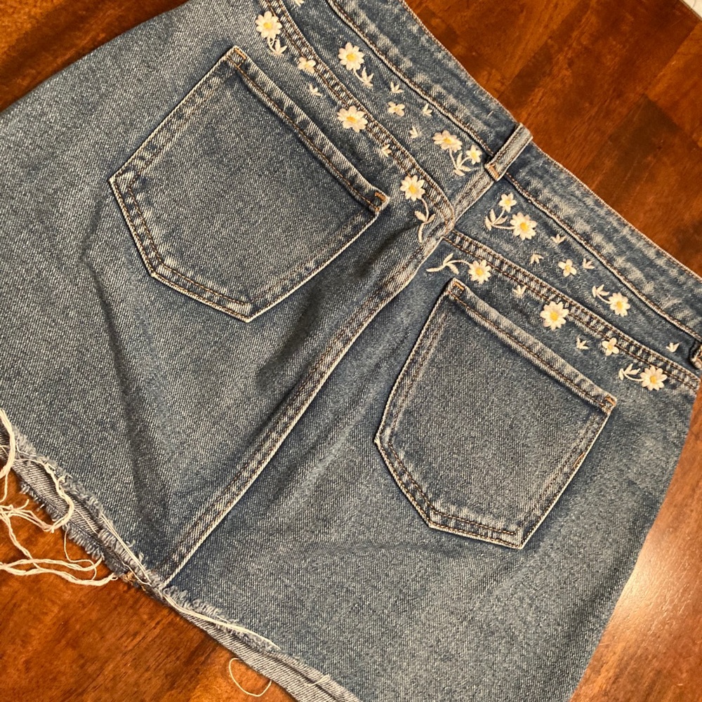 Pacsun Lottie Moss Daisy Skirt